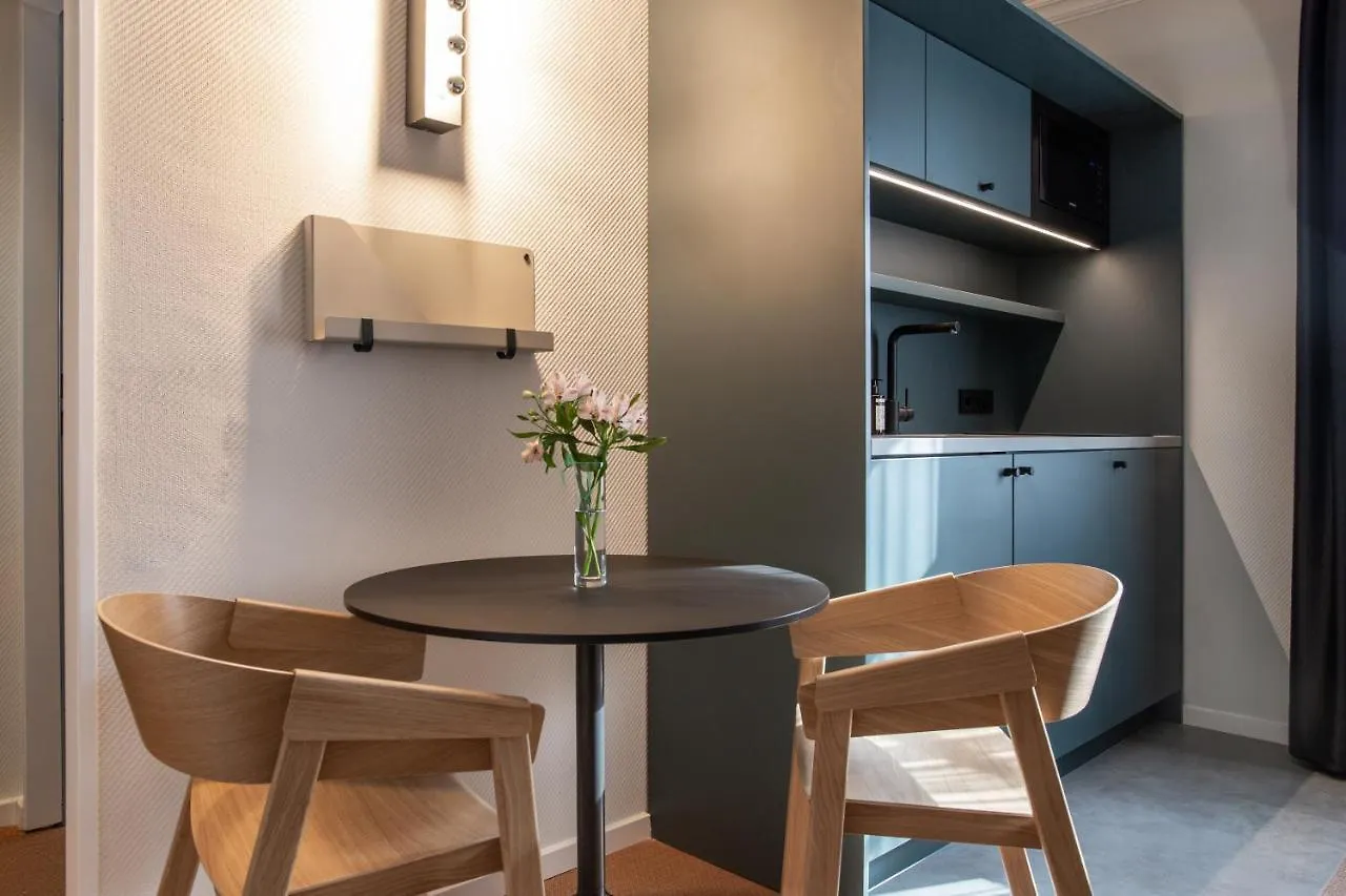 B-Hotel Düsseldorf 3*,  Németország