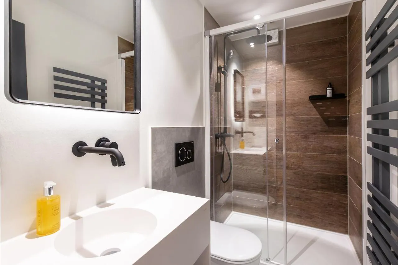 B-Hotel Düsseldorf Szálloda