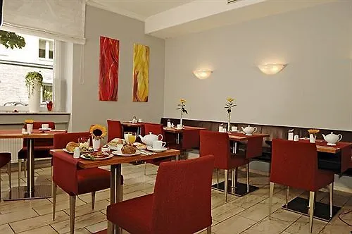 Hotel B-Hotel Düsseldorf
